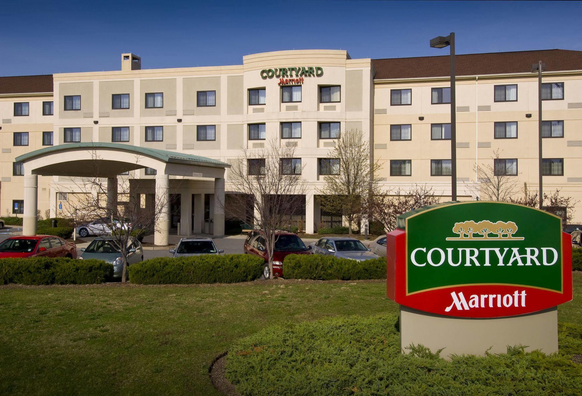 Courtyard By Marriott Middletown Goshen Hotel Eksteriør billede